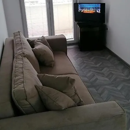 Apartment Your *